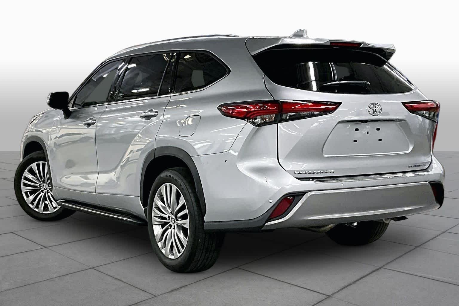 Used 2023 Celestial Silver Metallic Toyota Platinum image 12