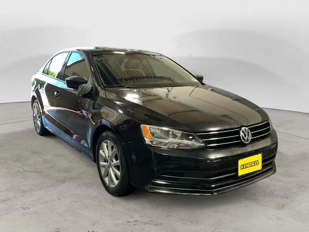 Used 2015 Black Volkswagen 1.8T SE image 3