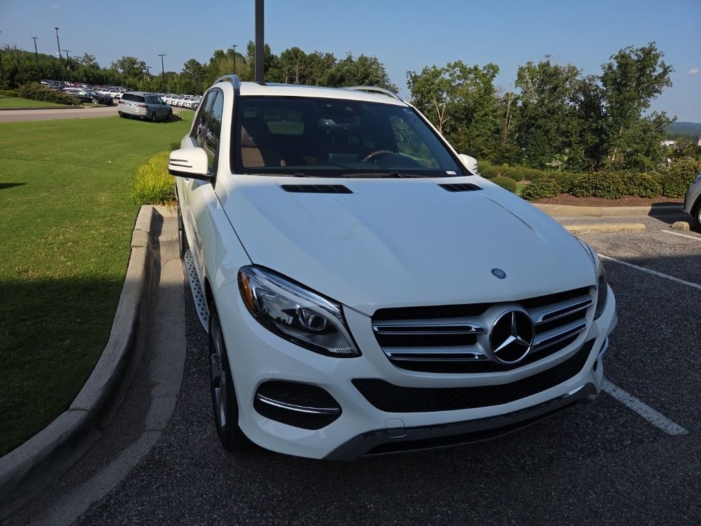 Used 2017 Polar White Mercedes-Benz GLE 350 image 1