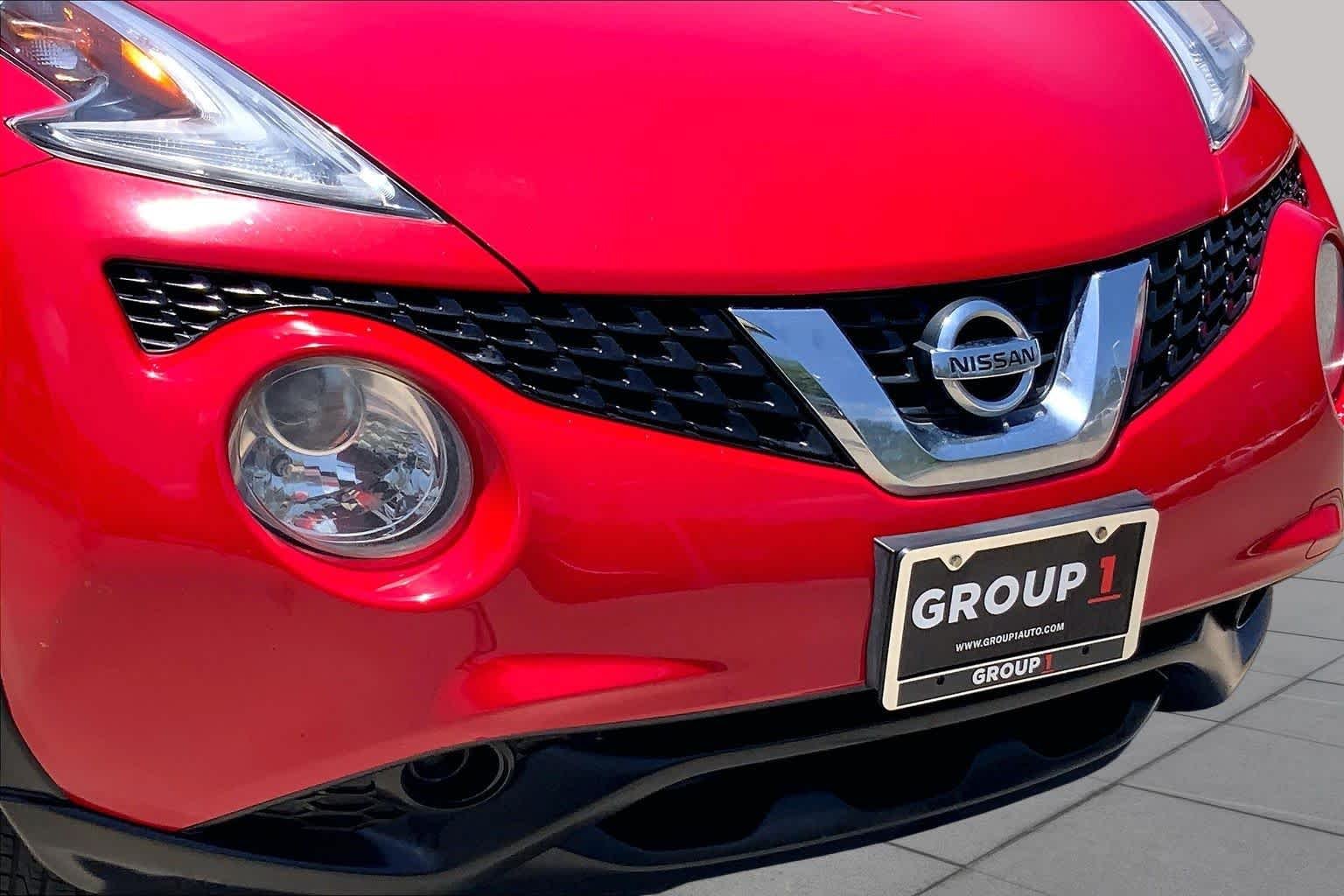 Used 2017 Red Alert Nissan SV image 29