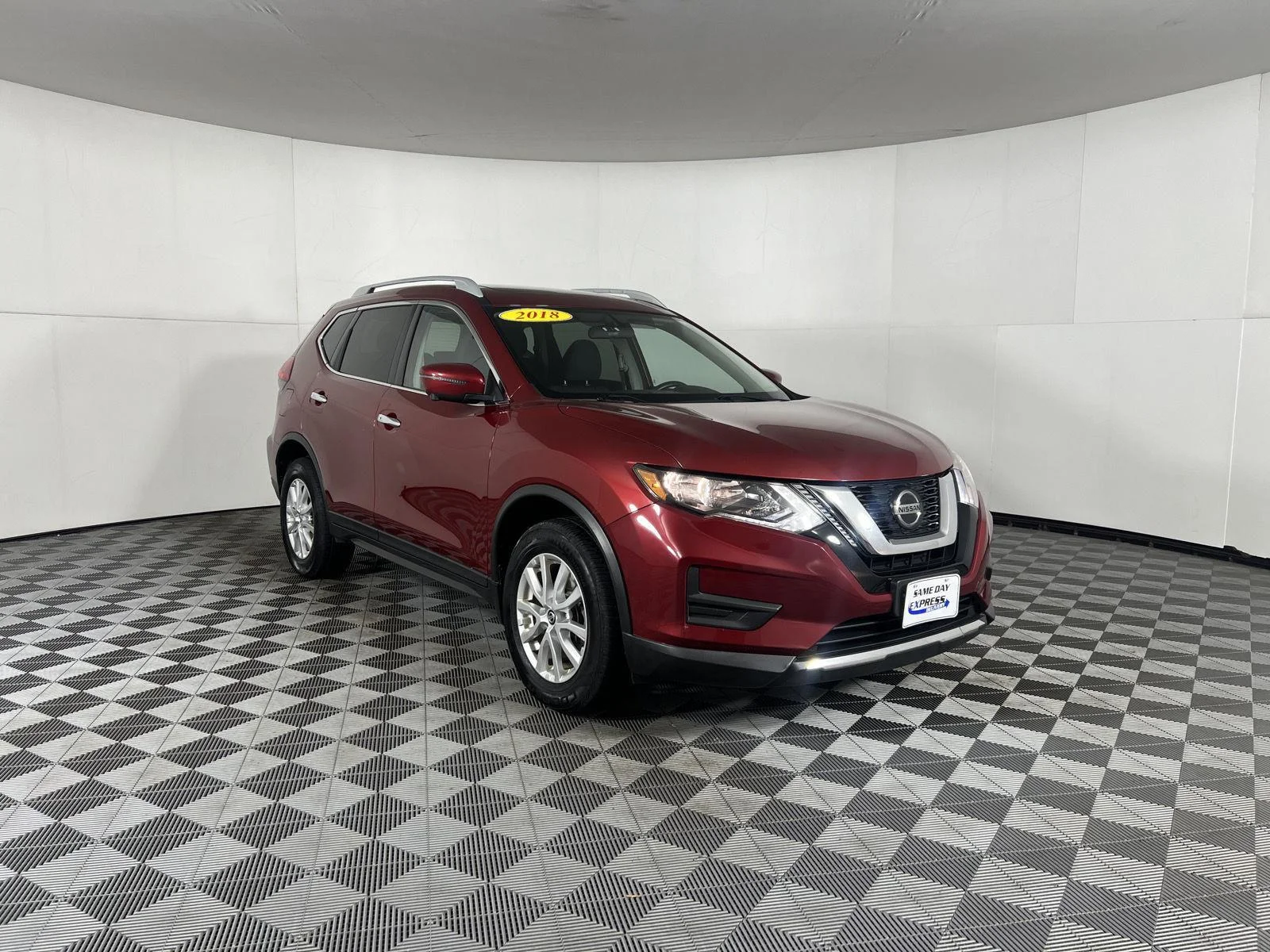 Used 2018 Scarlet Ember Nissan SV image 19