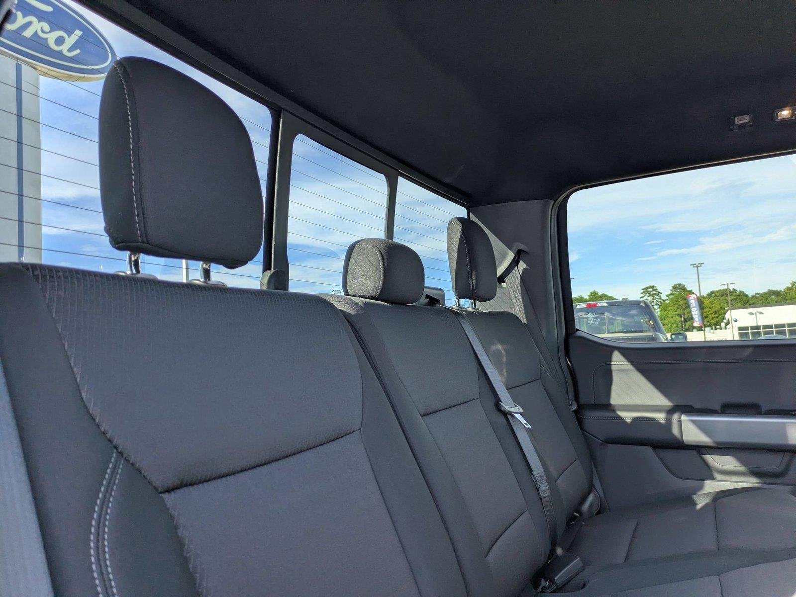 New 2026 Antimatter Blue Metallic Ford XLT image 30