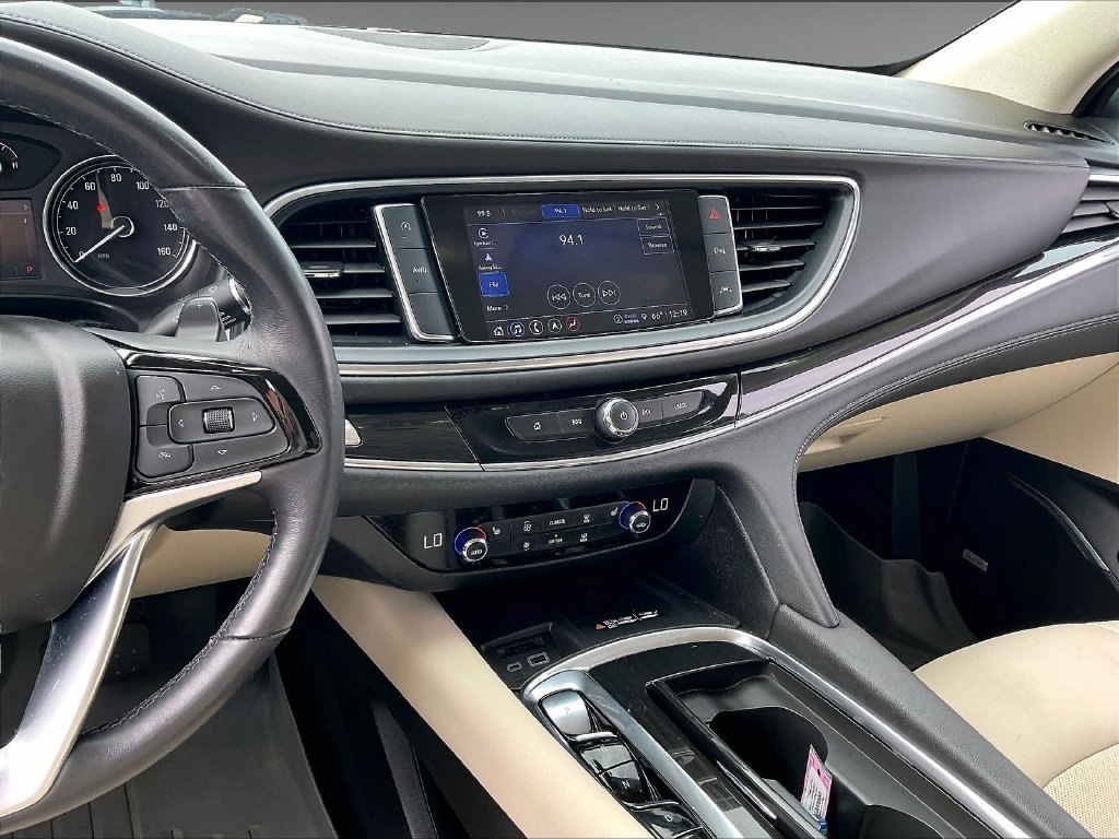 Used 2023 Summit White Buick Essence image 18