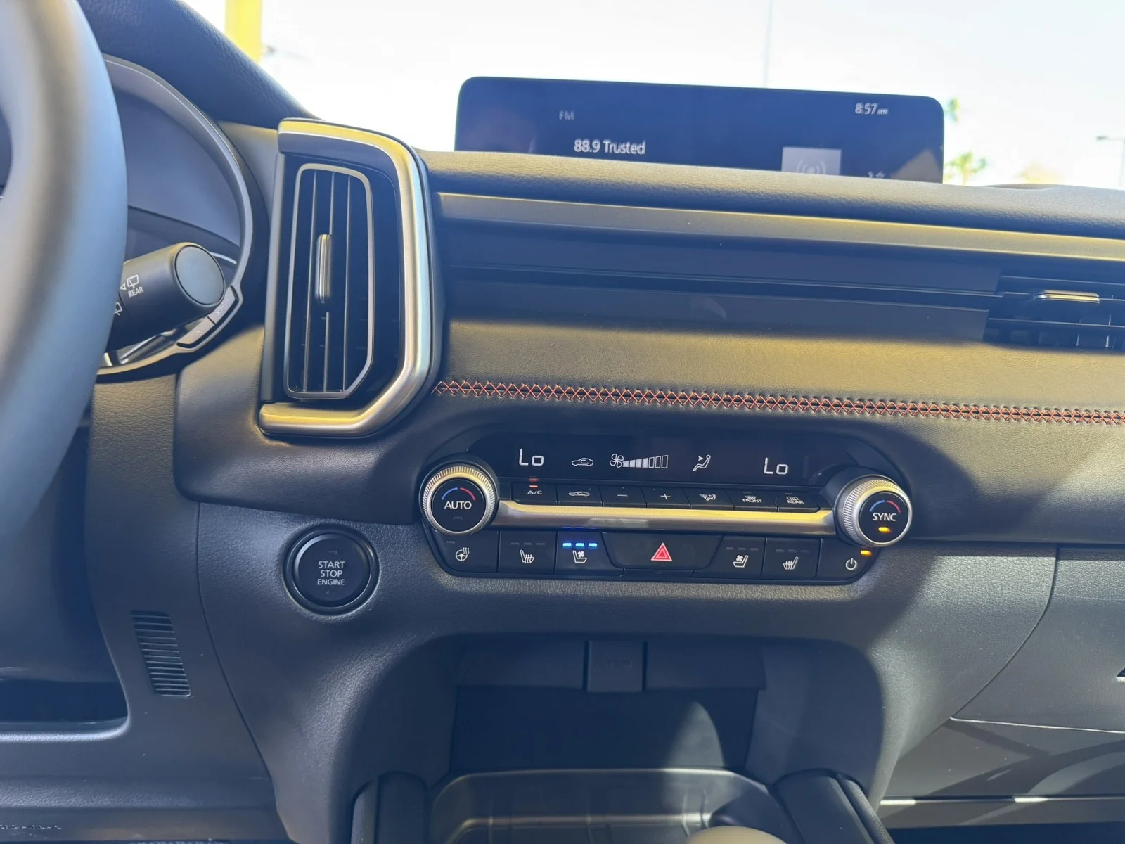 2025 Mazda CX-50 Meridian Edition - Photo 17