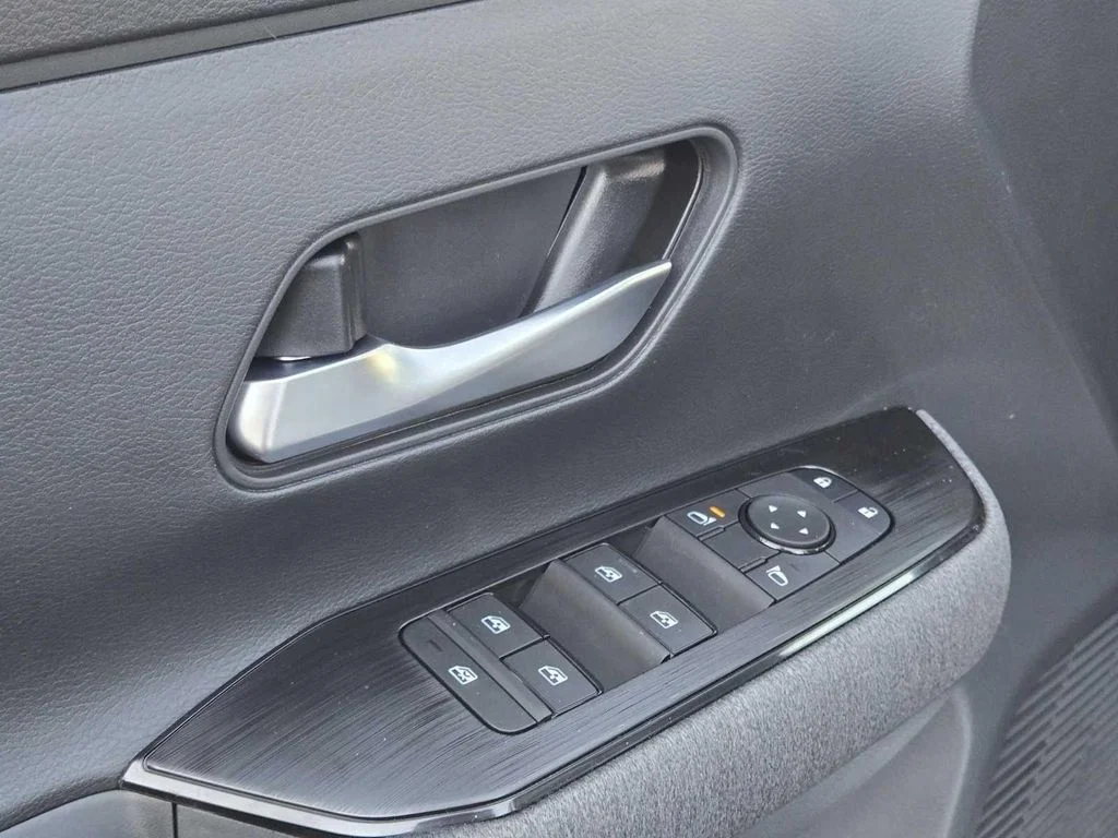 2026 Nissan KICKS SV - Photo 18