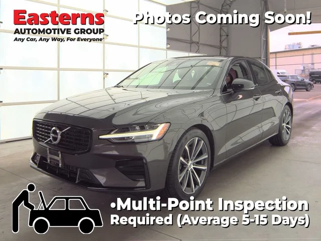 2022 Volvo S60 B5 Momentum