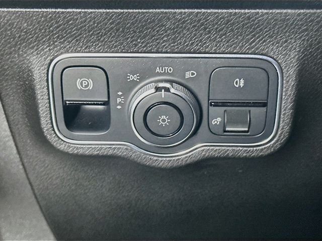 Certified Used 2021 Blue Mercedes-Benz GLB 250 image 10