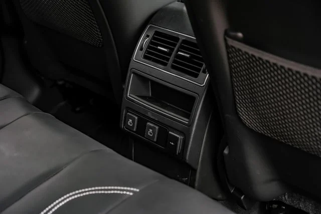 2026 Jaguar F-Pace R-Dynamic S - Photo 46