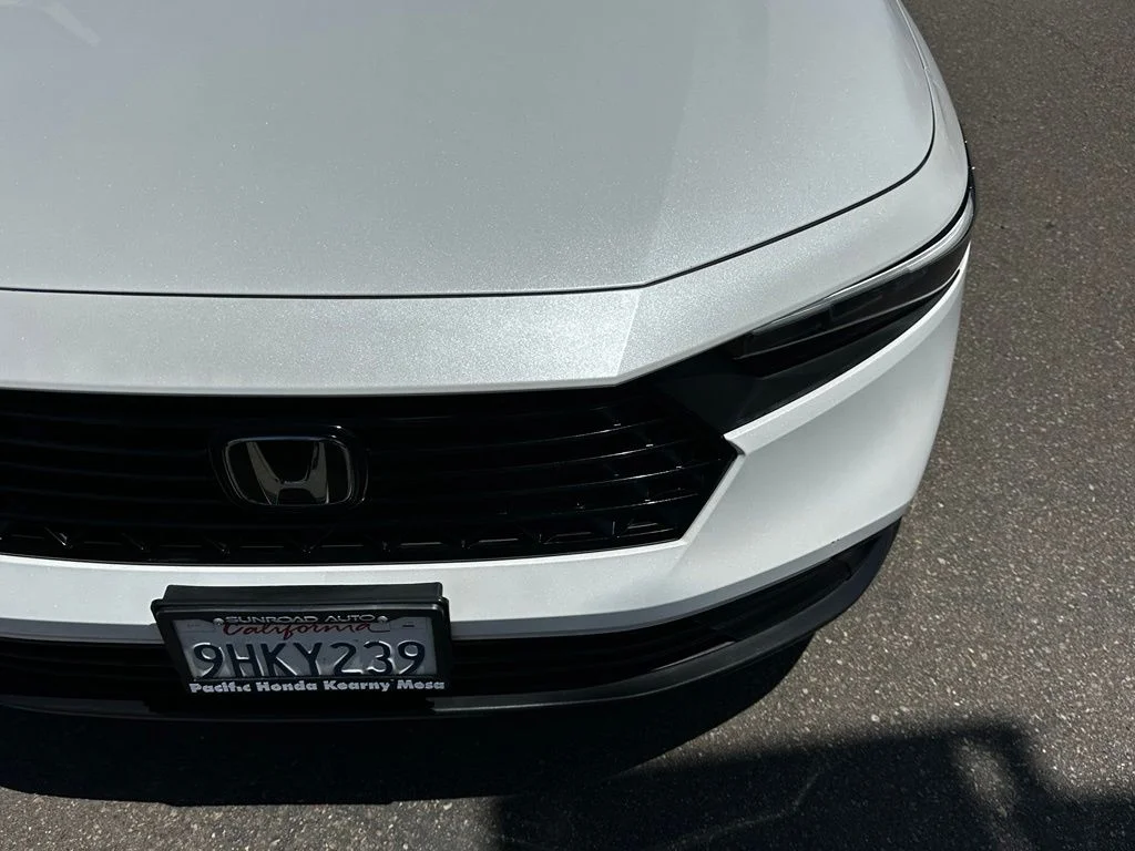Used 2024  Honda LX image 5