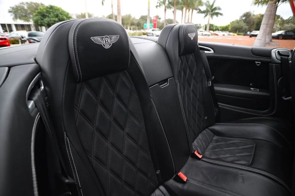 Used 2014 Glacier White Bentley Speed image 44