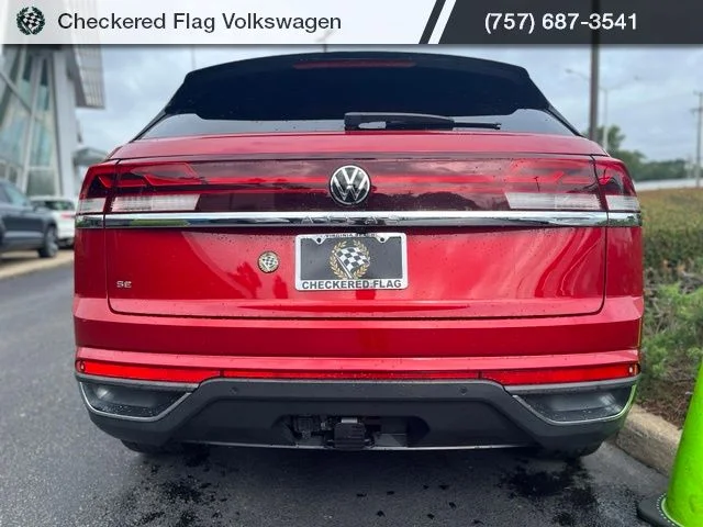 Used 2024 Aurora Red Metallic Volkswagen 2.0T SE w/Technology image 10