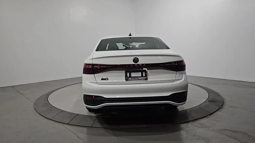 New 2026 White Volkswagen 1.5T Sport image 4