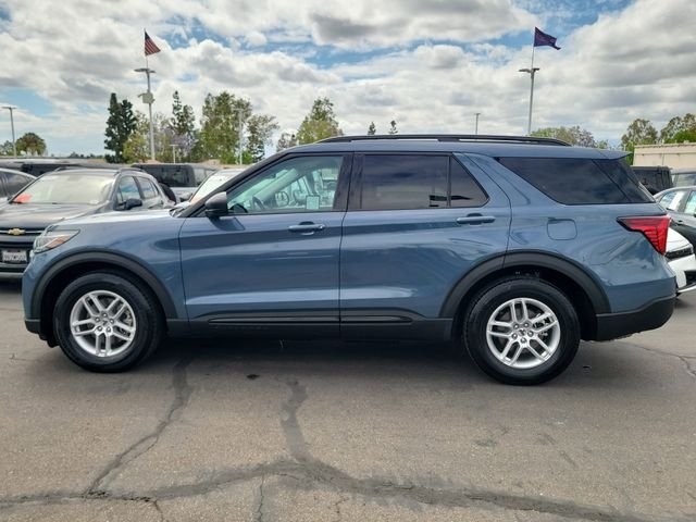 Used 2026 Vapor Blue Metallic Ford Active image 29