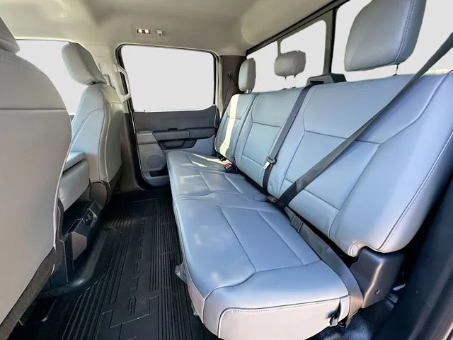 New 2026 Oxford White Ford XL image 16