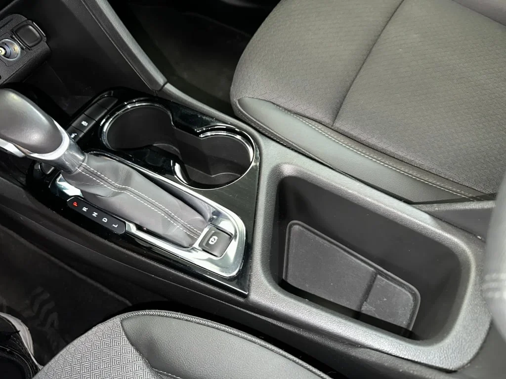 Used 2023 Ebony Twilight Metallic Buick Select image 14