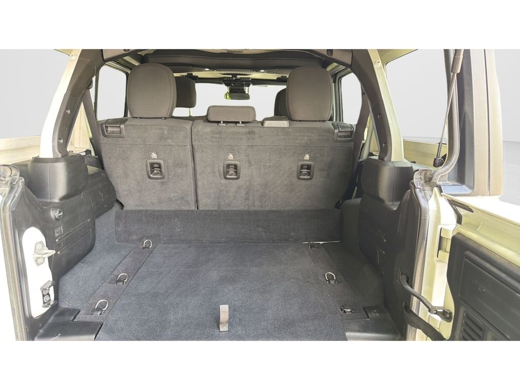 Used 2024 White Jeep Rubicon 4xe image 37