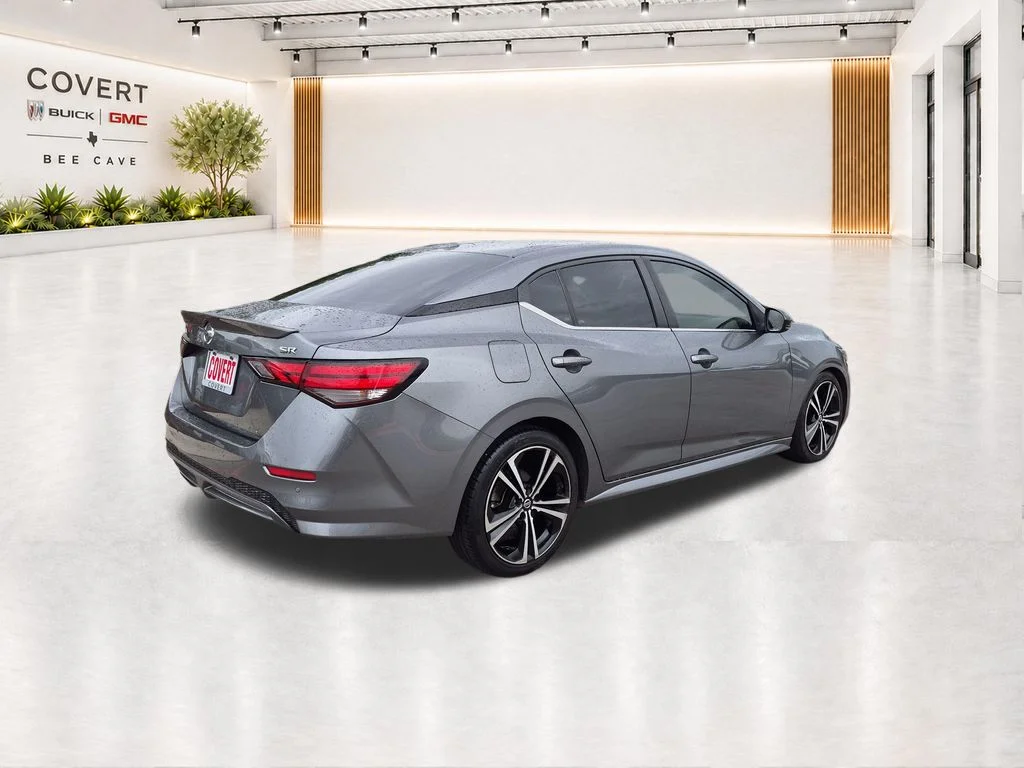 Used 2020 Gray Nissan SR image 10