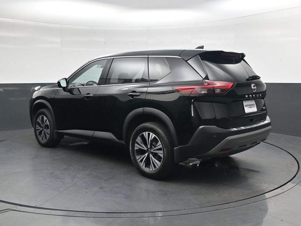 Used 2022 Black Nissan SV image 10