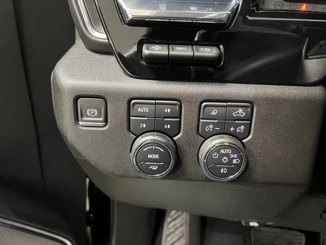 Used 2024 Black Chevrolet High Country image 31