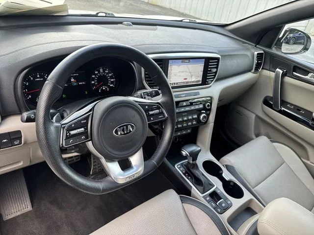 Used 2020 White Kia SX image 17
