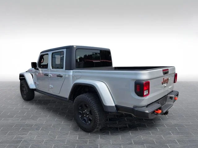 Used 2023 Silver Jeep Mojave image 5