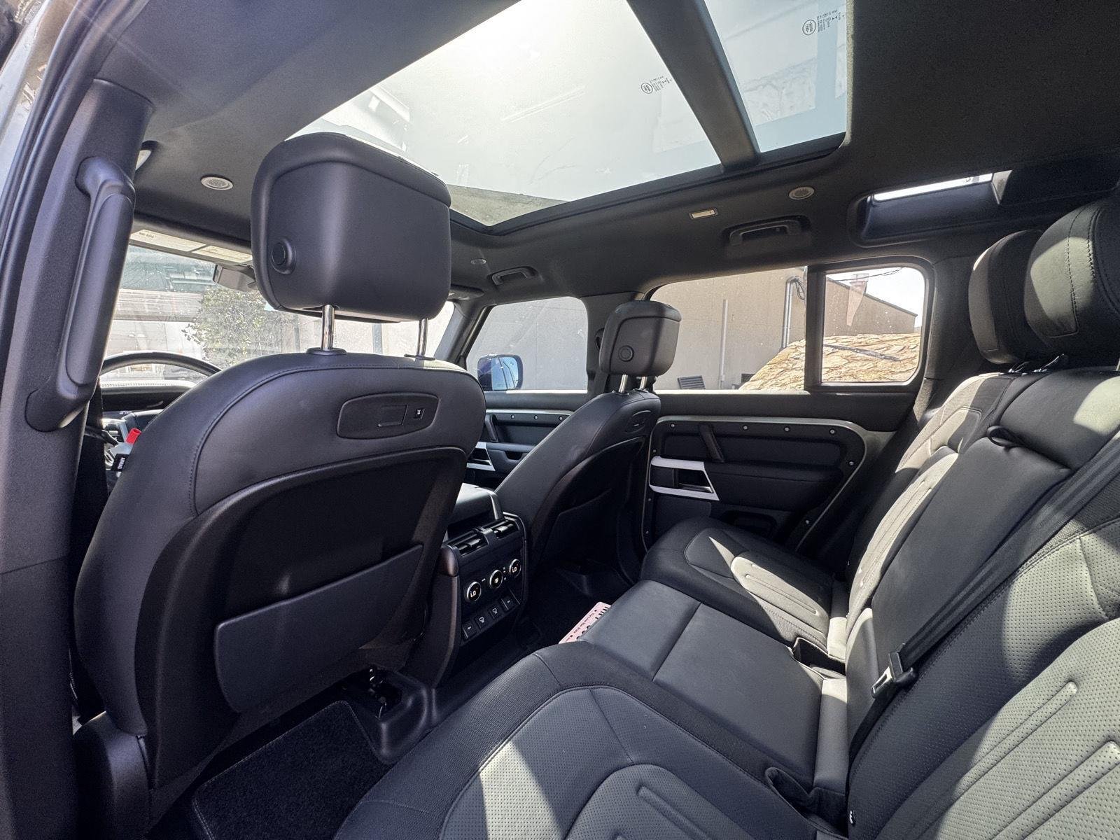 Used 2021 Pangea Green Land Rover X-Dynamic HSE image 14