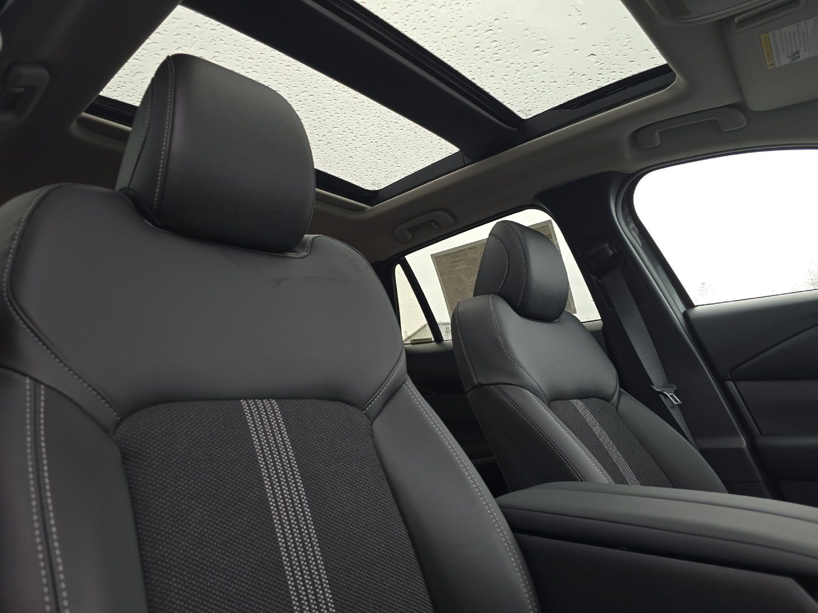 New 2026 Machine Gray Metallic Mazda 2.5 S Preferred AWD image 33