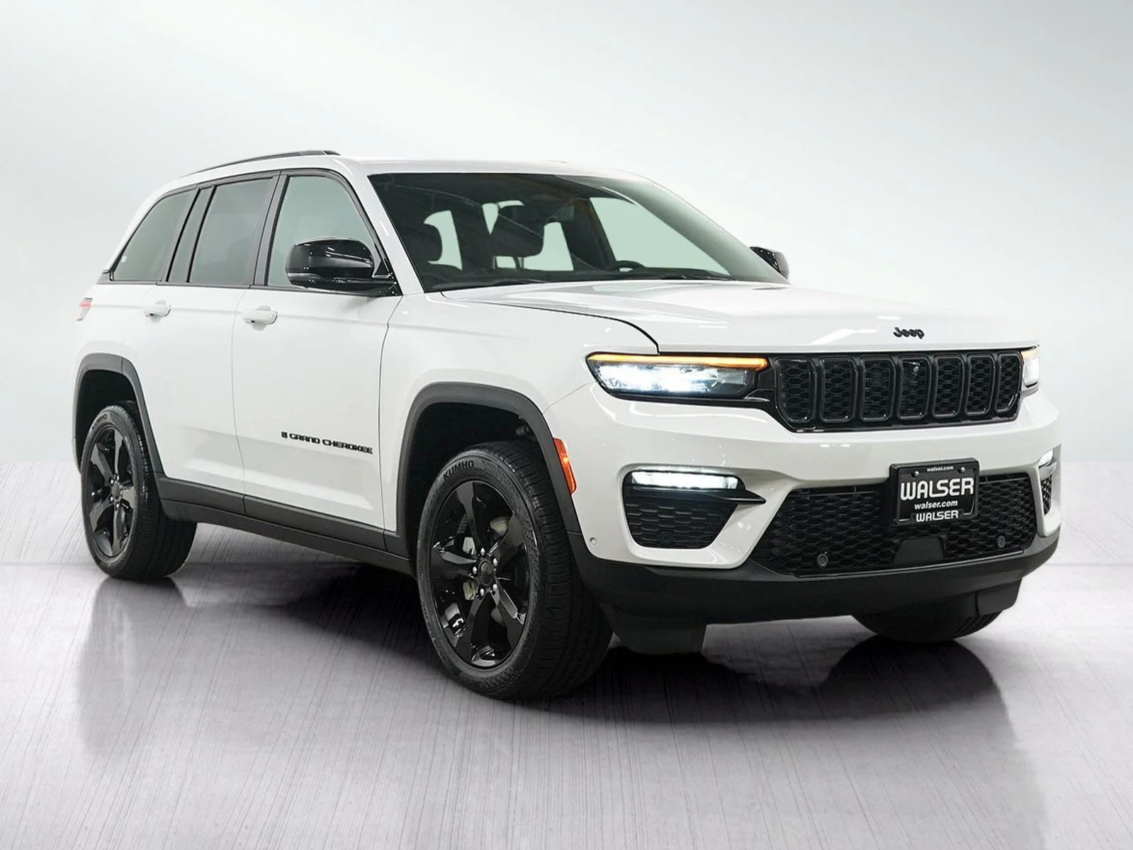 Used 2024 Bright White Clearcoat Jeep Limited image 7