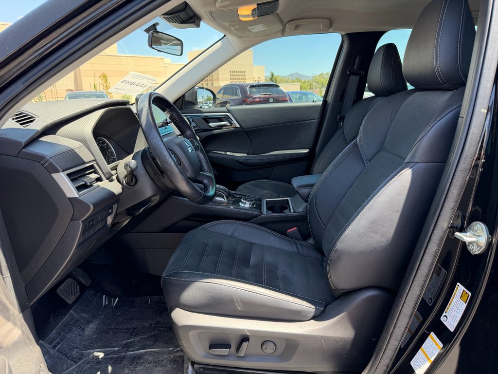 Used 2022 Black Mitsubishi Black Edition image 21