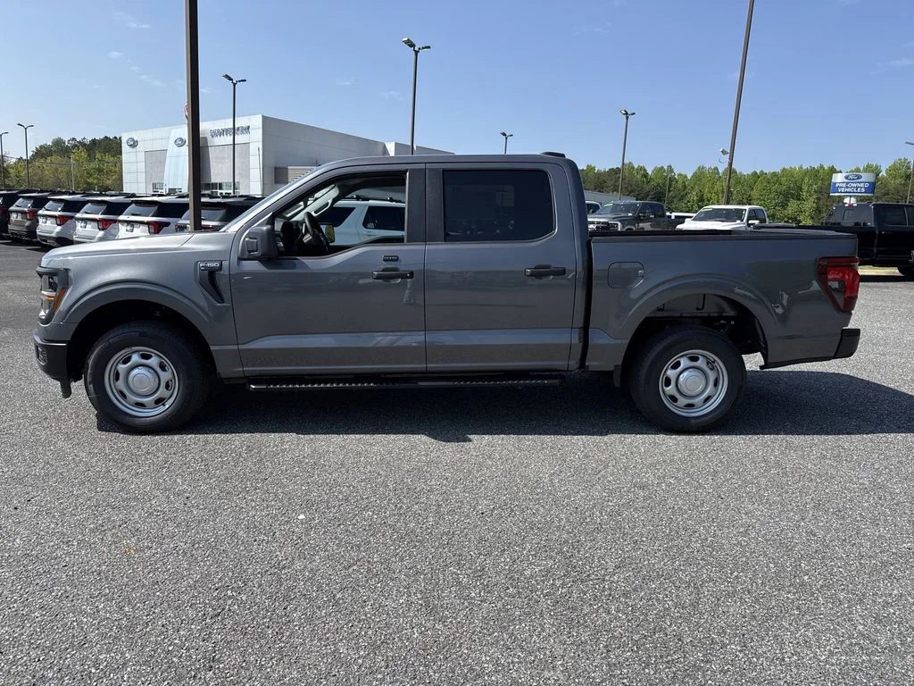 New 2026 Gray Ford XL image 4
