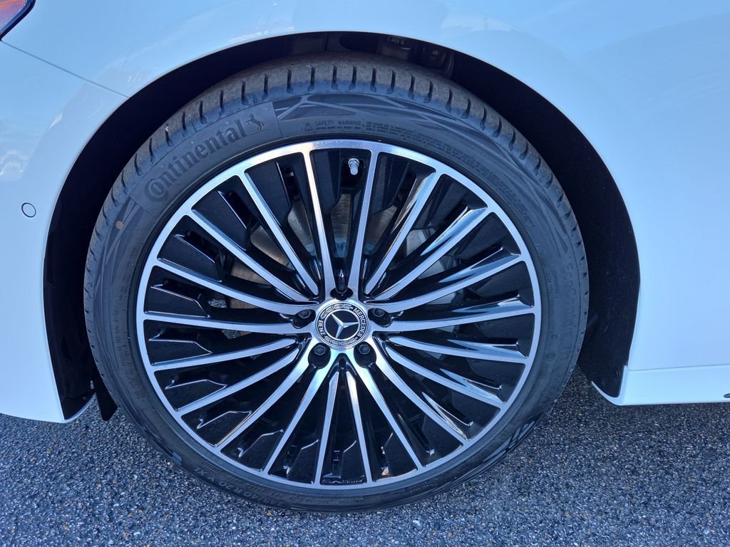 New 2026 Polar White Mercedes-Benz E 350 image 9