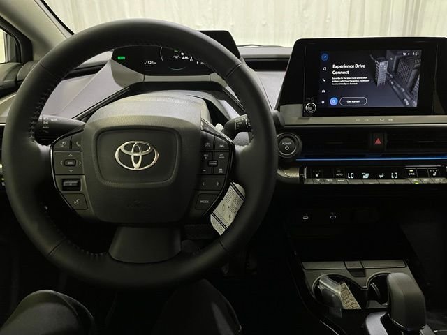 New 2027 Guardian Gray Toyota  XLE image 19