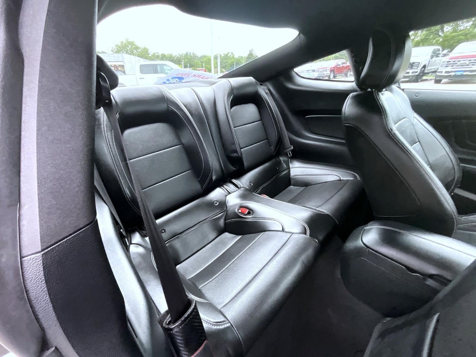 Used 2022 White Ford GT Premium image 18