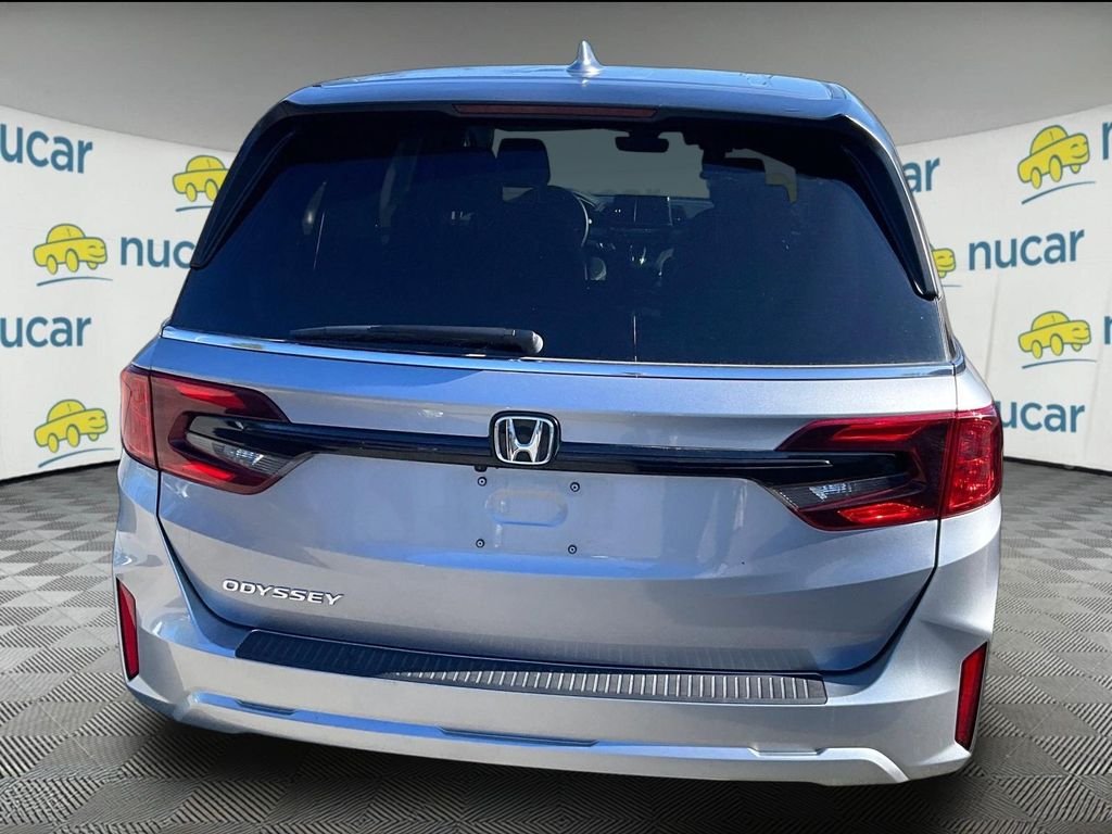 Used 2026 Silver Honda EX-L image 3