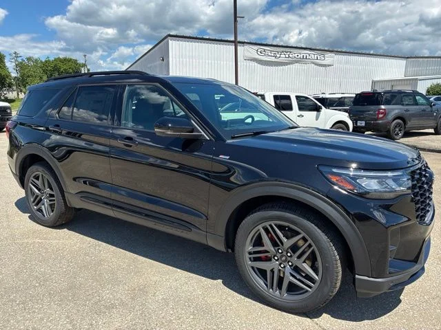 New 2026 Agate Black Metallic Ford ST-Line image 11