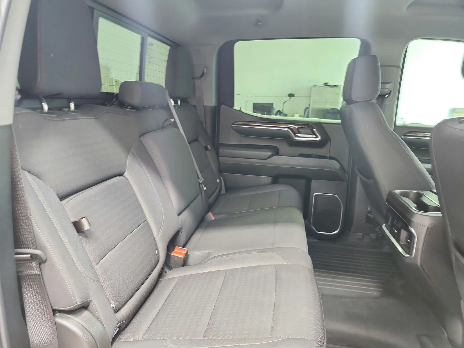 Used 2024 Gray GMC Elevation image 43