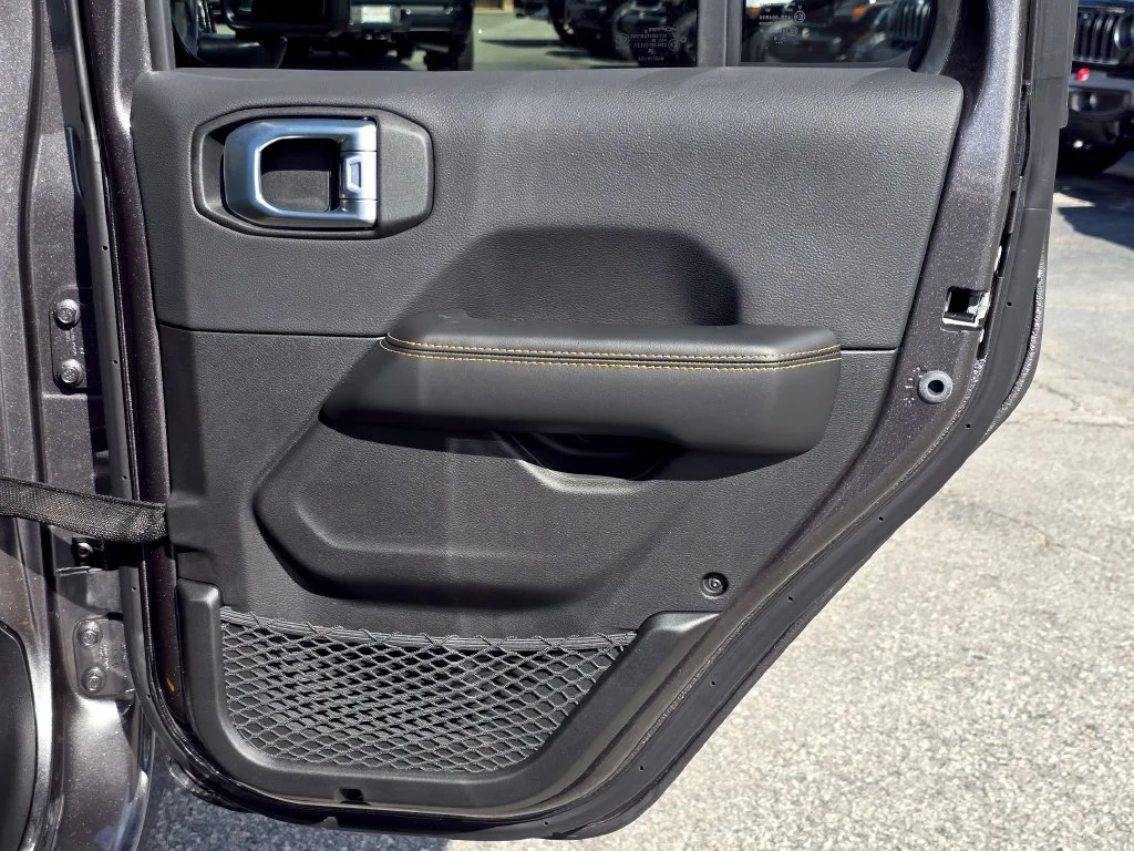 New 2026 Gray Jeep Sahara image 38