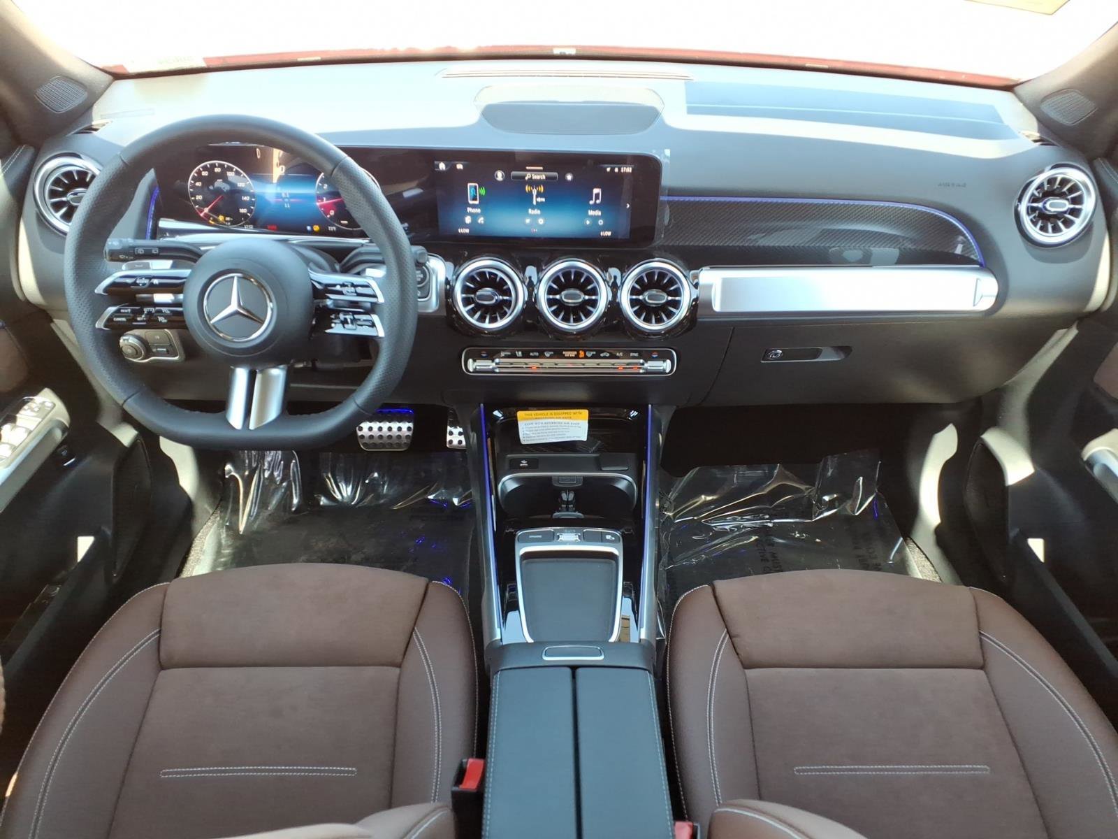 New 2026 Patagonia Red Metallic Mercedes-Benz 250 image 4
