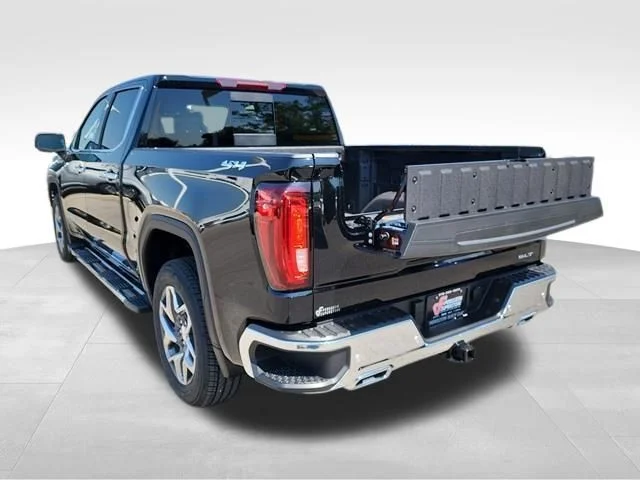 2026 GMC Sierra 1500 SLT - Photo 6