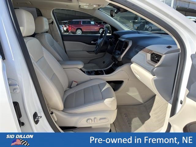 Used 2021 White Frost Tricoat GMC Denali image 16