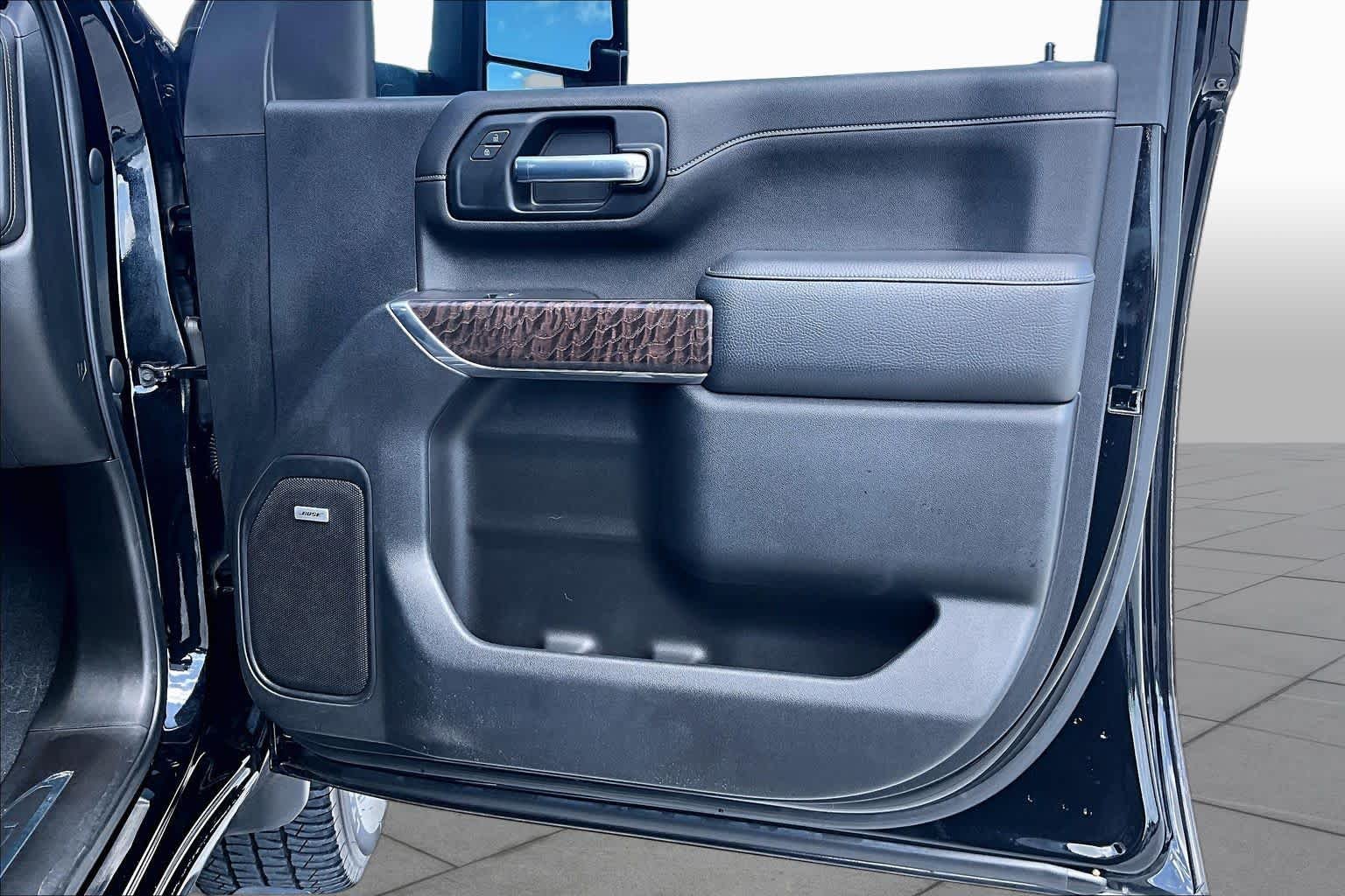 Used 2021 Onyx Black GMC Denali image 20