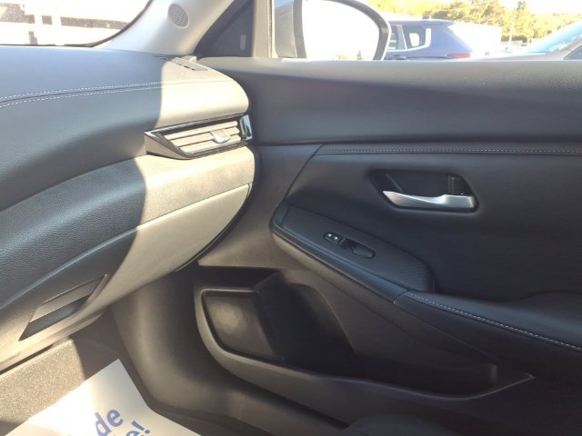Used 2025 Gray Nissan SV image 22
