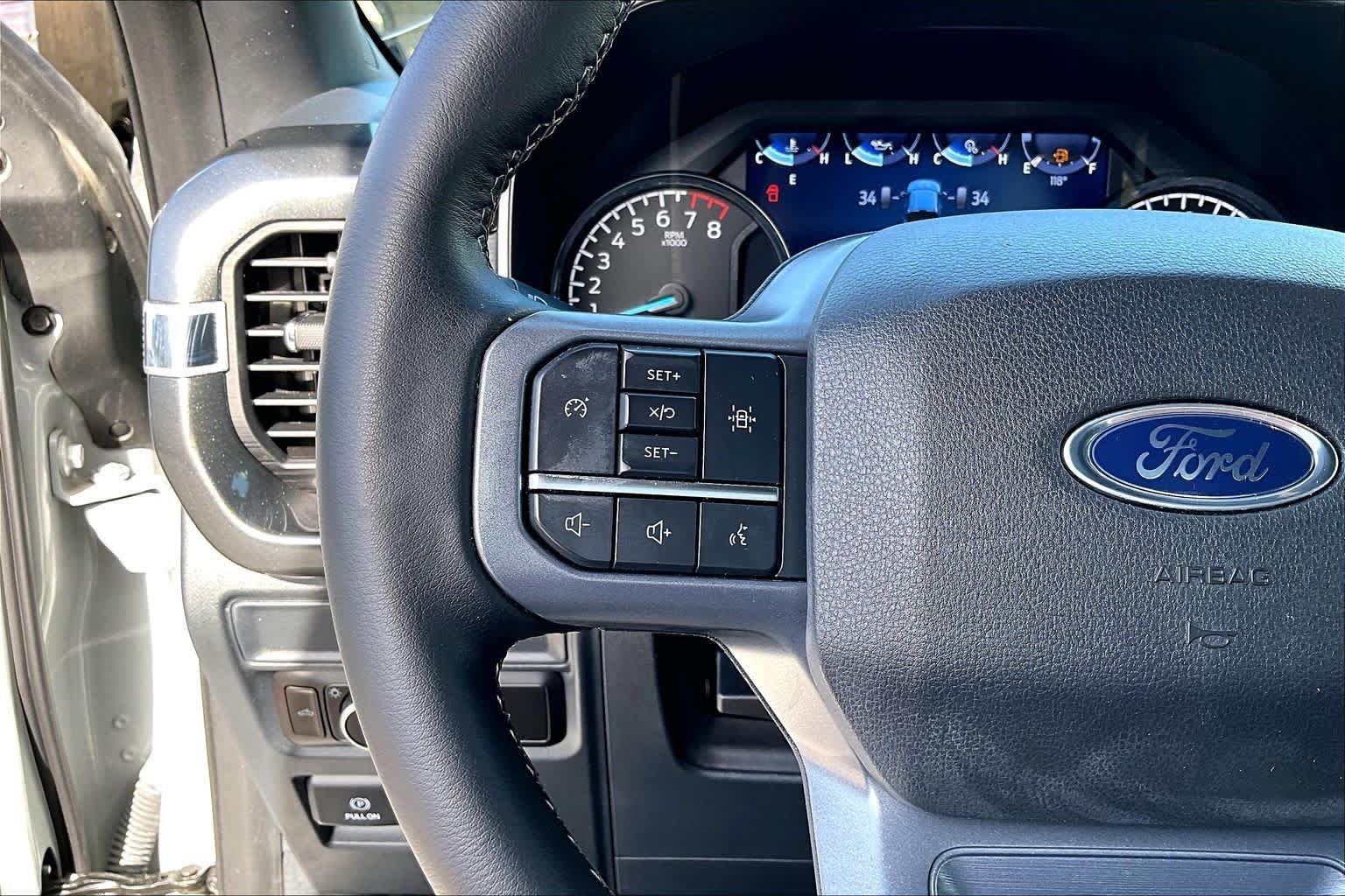 Certified Used 2023 Avalanche Gray Ford XLT image 24