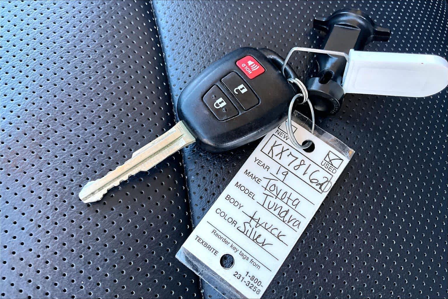 Used 2019 Magnetic Gray Metallic Toyota Platinum image 15