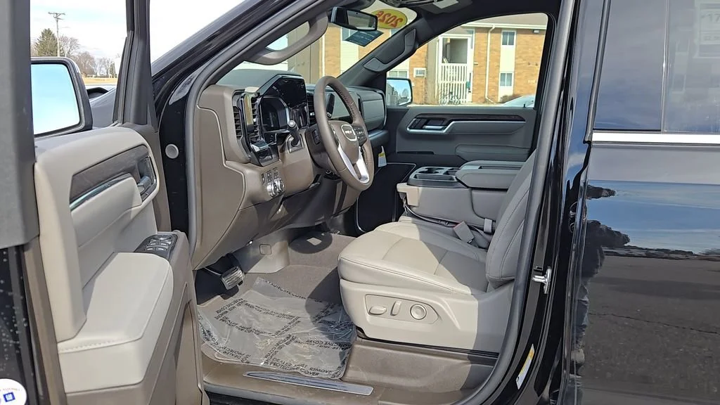 2026 GMC Sierra 1500 SLT - Photo 6
