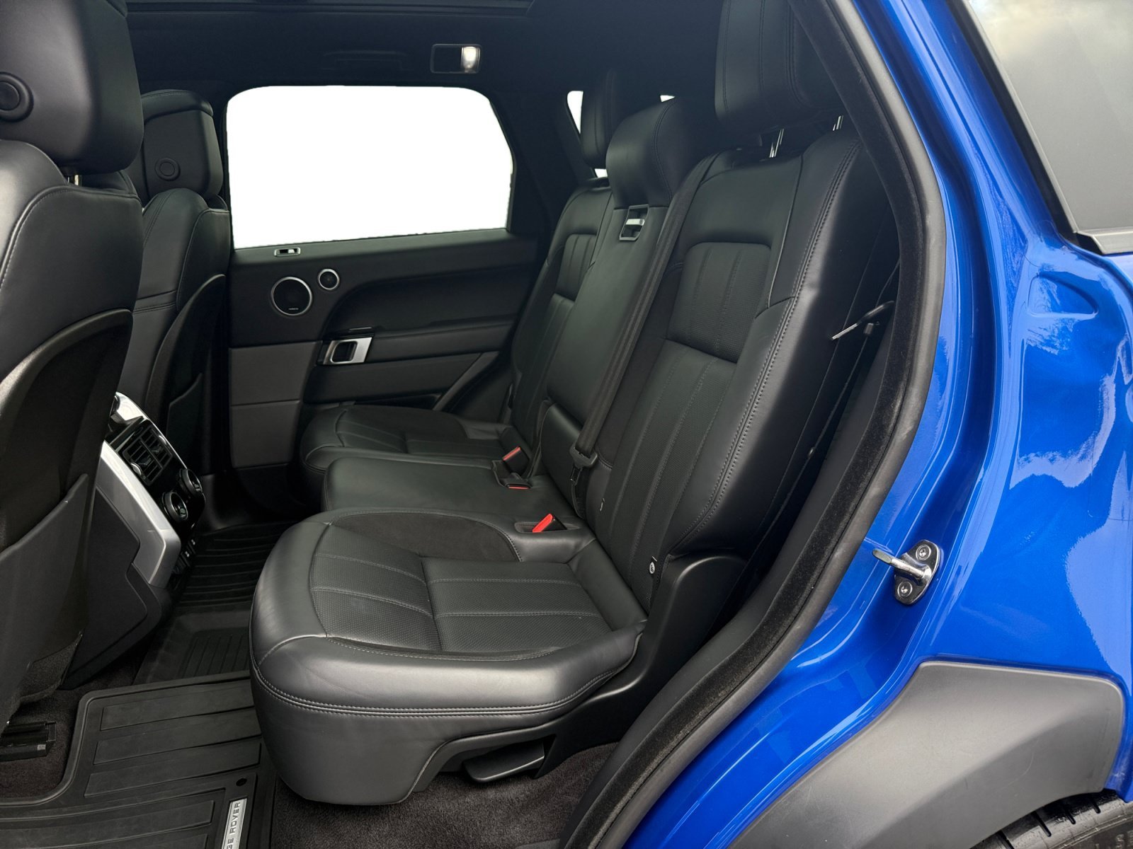 Used 2020 Blue Land Rover HST image 16