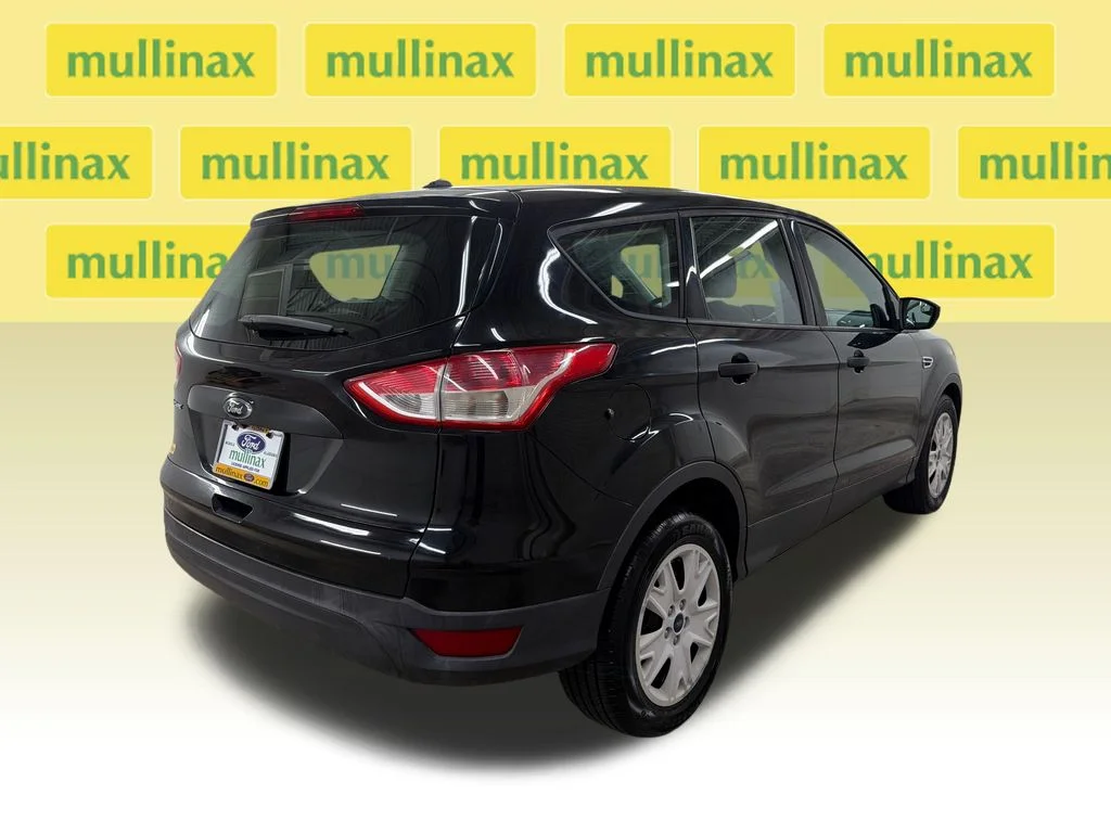 Used 2016 Black Ford S image 3
