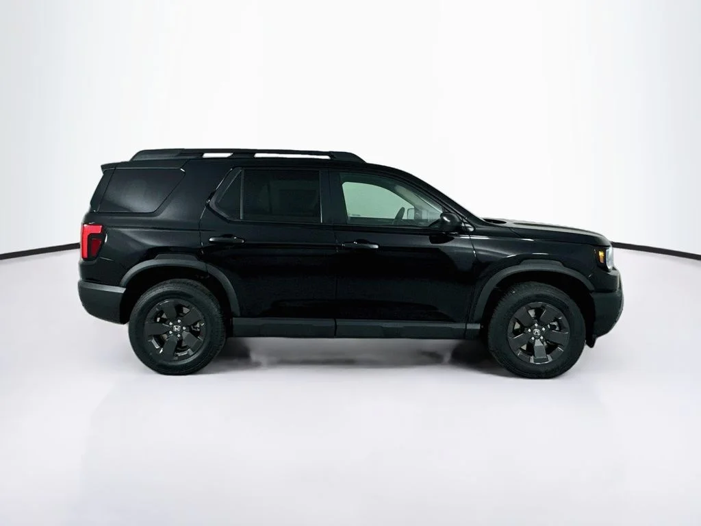 New 2026 Crystal Black Pearl Honda RTL image 9