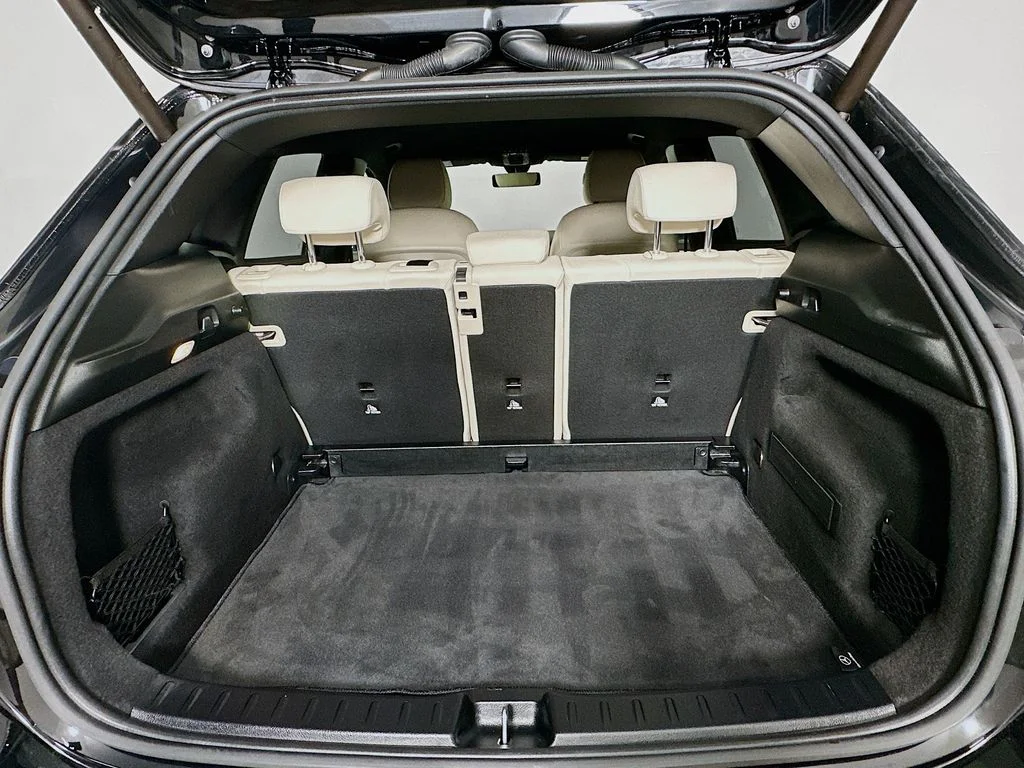 Used 2023 Black Mercedes-Benz GLA 250 image 24