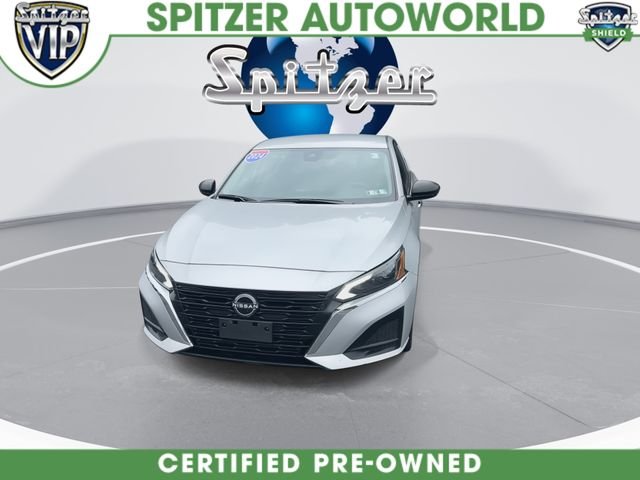 Used 2024 Silver Nissan 2.5 SV image 3